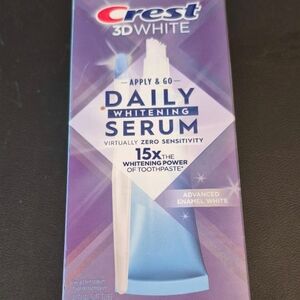 Crest 3D White Daily Whitening Serum - Purple and Blue NiB